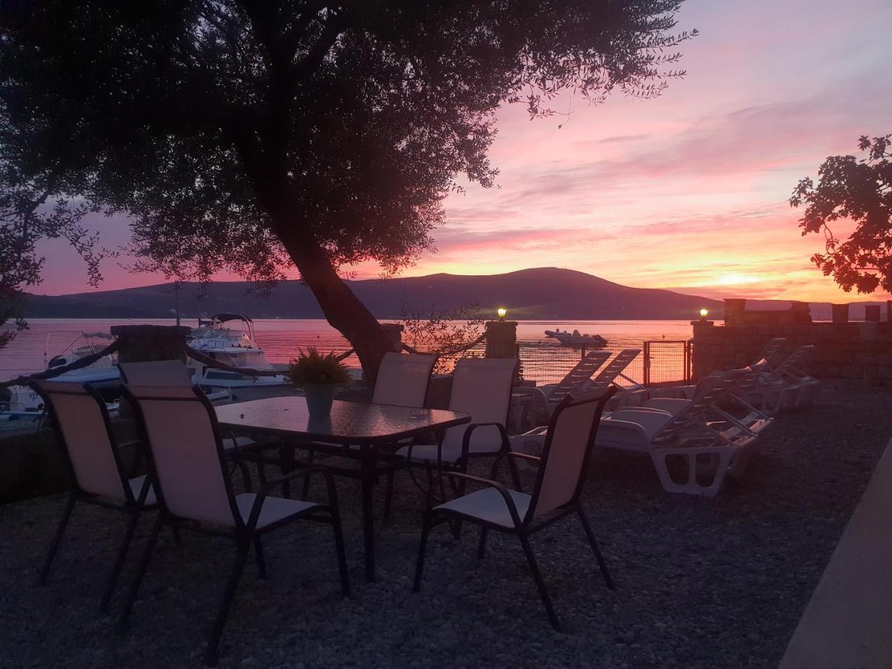 Beach Apartments Tivat Luaran gambar
